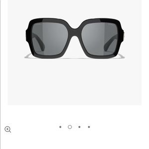 CHANEL back frame square sunglasses